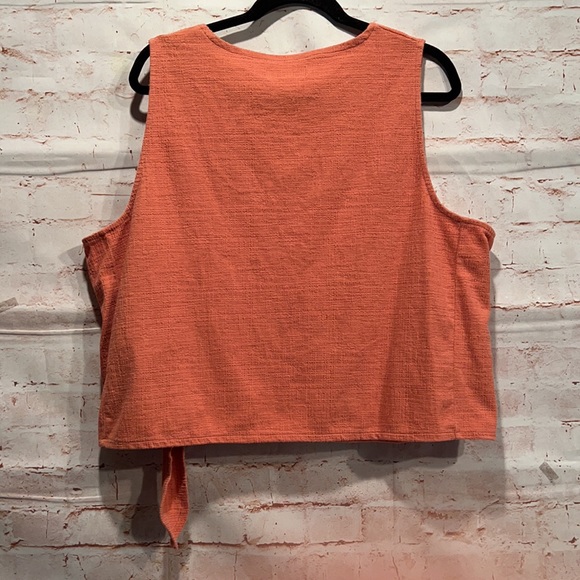 Madewell texture and thread sleeveless blouse side tie splice neck line plus 3x - Picture 7 of 8